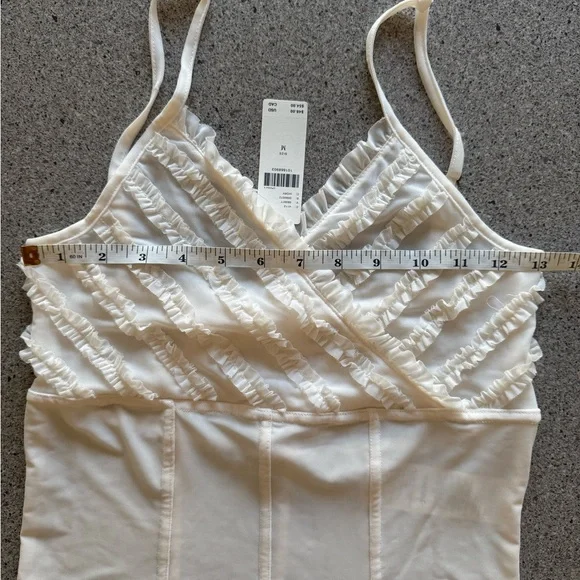 NWT Anthropologie Pilcro Elegant White Cream Ruffled Women's Top Size M Medium - Picture 7 of 12
